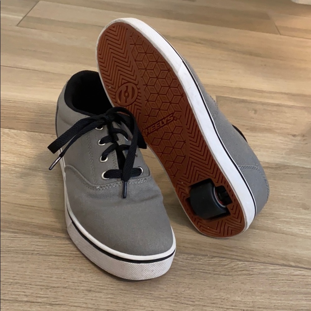 Grey Heelys